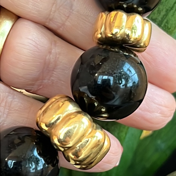 18 karat gold and black onyx necklace - Picture 4 of 9
